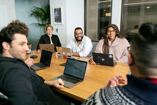 Entreprise | Ecole | Asbl Rendez-vous commercial chez Neovision